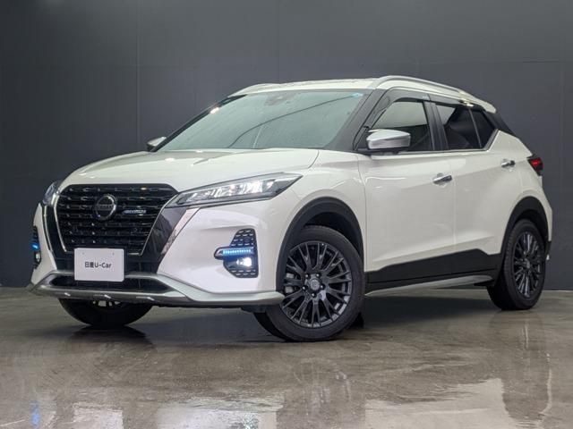 NISSAN / KICKS