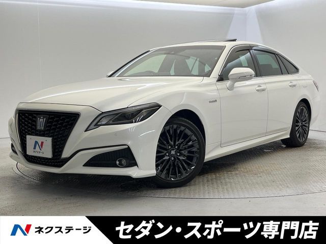 TOYOTA / CROWN sedan hybrid