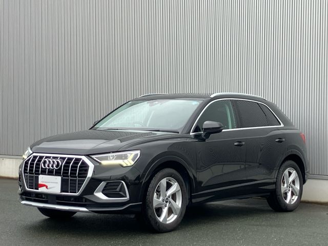 AUDI / AUDI Q3