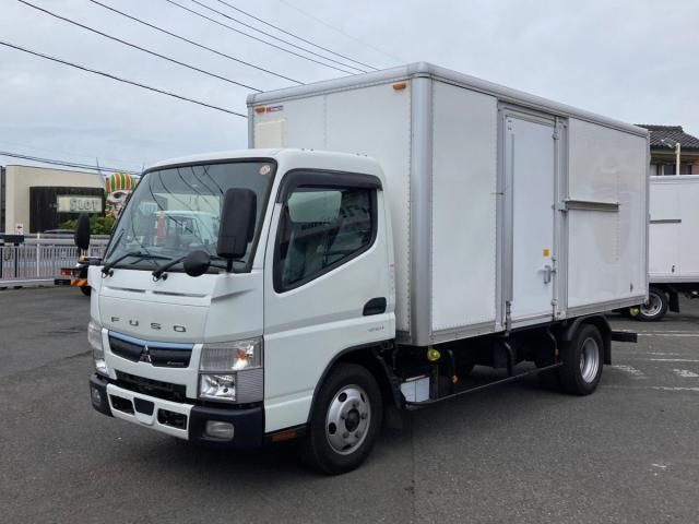 MITSUBISHI / CANTER