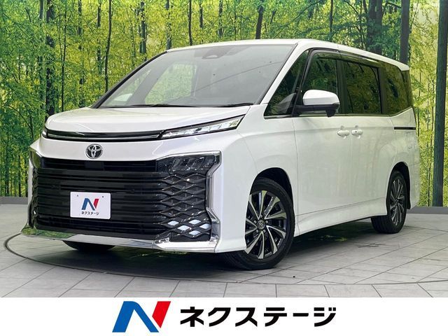 TOYOTA / VOXY
