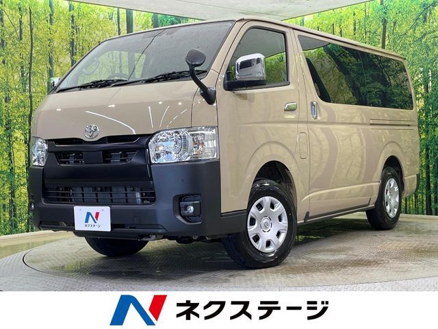 TOYOTA / HIACE van 4WD