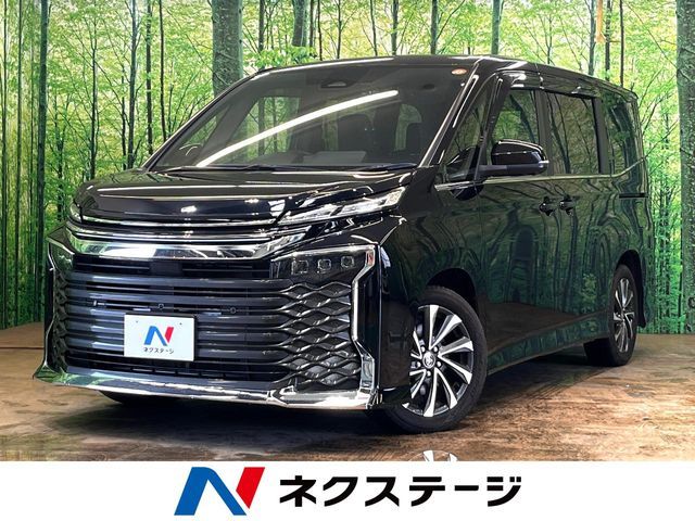 TOYOTA / VOXY
