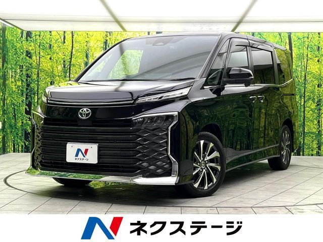 TOYOTA / VOXY