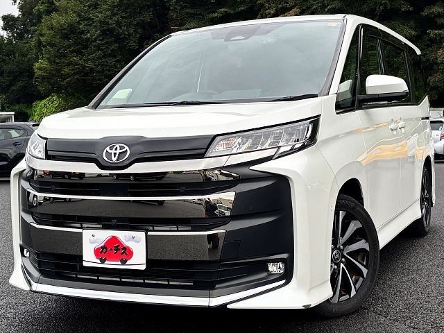 TOYOTA / NOAH