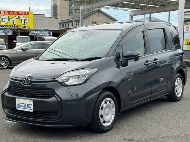 TOYOTA / SIENTA HYBRID