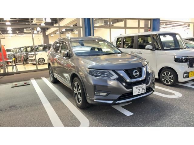 NISSAN / X-TRAIL 2WD