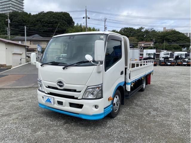 HINO / DUTRO