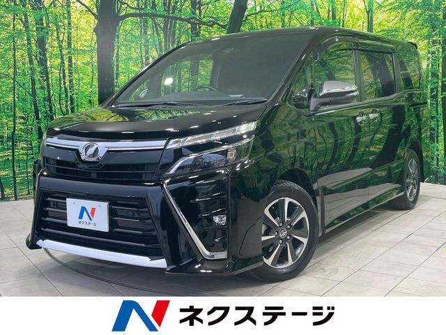 TOYOTA / VOXY