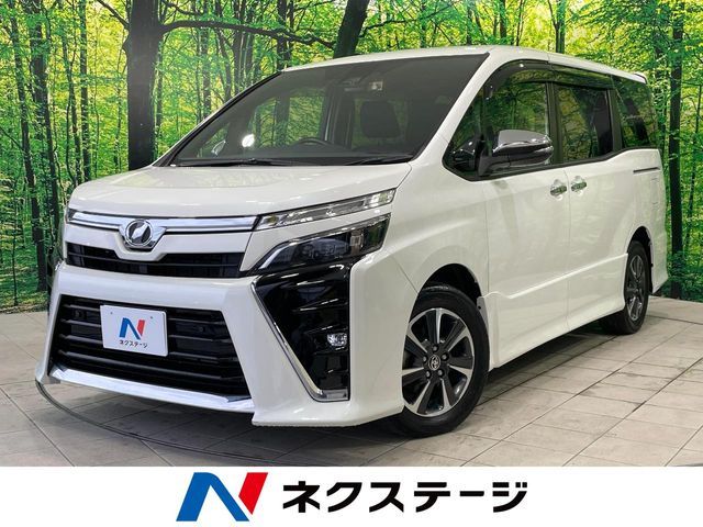 TOYOTA / VOXY