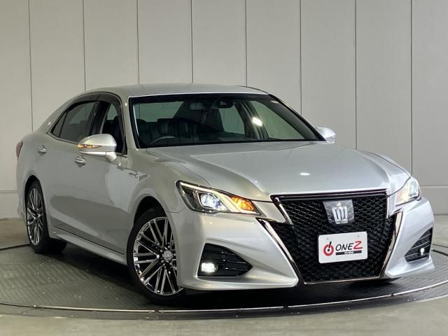 TOYOTA / CROWN sedan hybrid