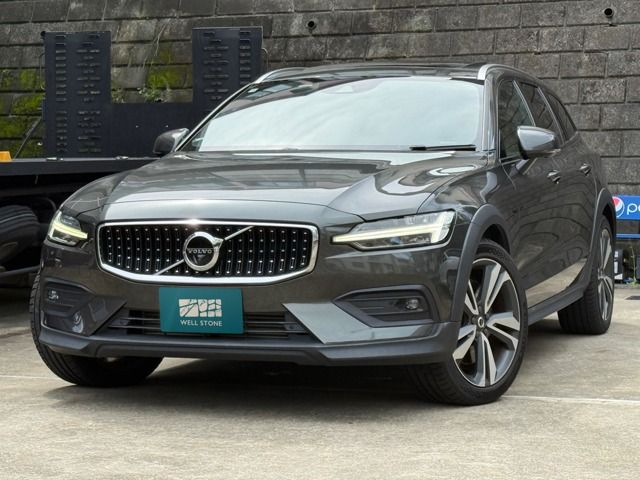 VOLVO / VOLVO V60 CROSS COUNTRY