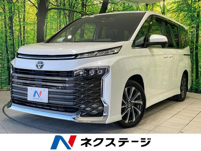 TOYOTA / VOXY
