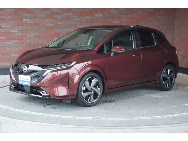 NISSAN / AURA