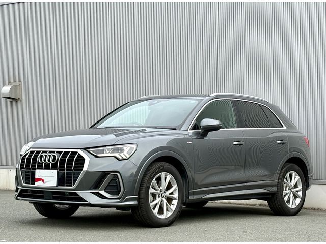 AUDI / AUDI Q3