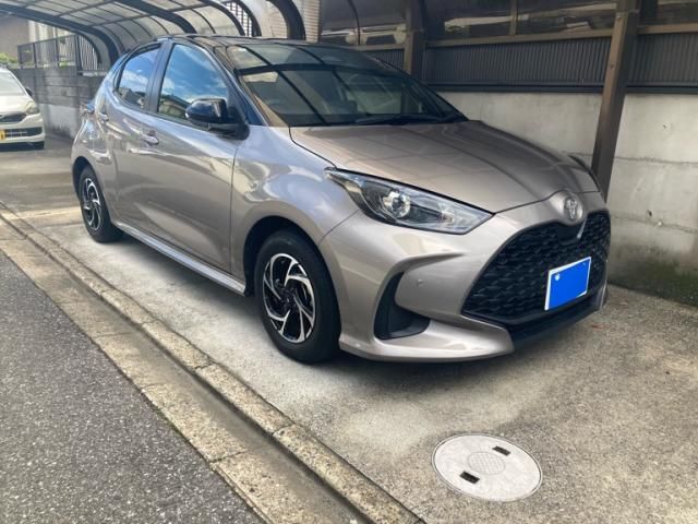 TOYOTA / YARIS HYBRID