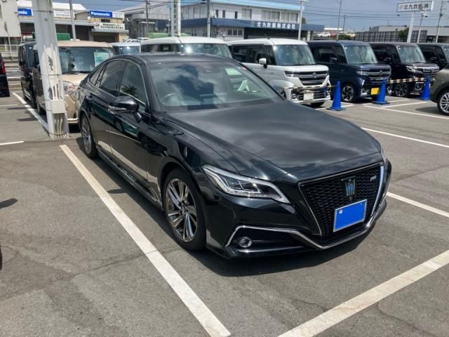 TOYOTA / CROWN sedan hybrid
