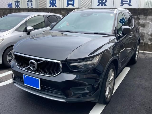 VOLVO / VOLVO XC40