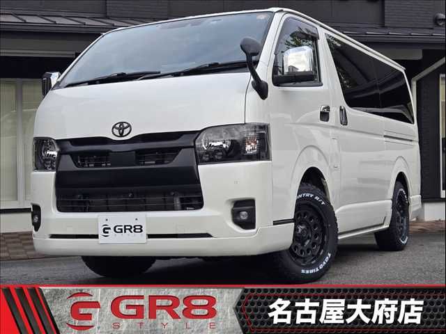 TOYOTA / HIACE van 4WD