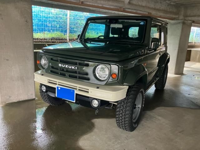SUZUKI / JIMNY SIERRA