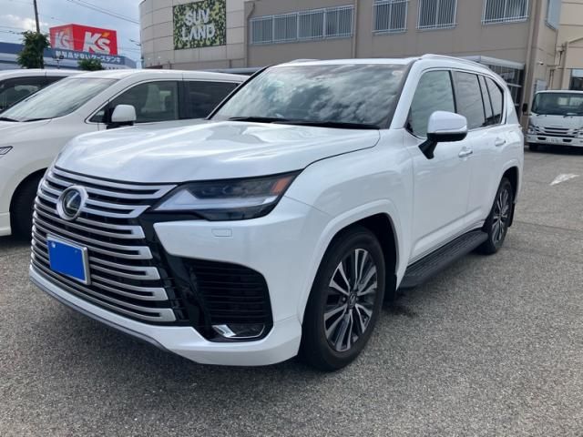 TOYOTA / LEXUS LX600