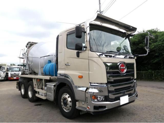 HINO / PROFIA