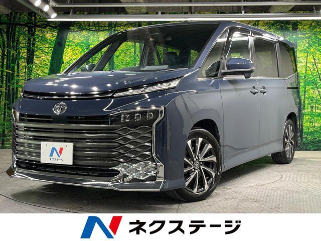 TOYOTA / VOXY