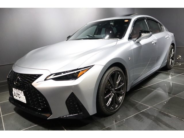 TOYOTA / LEXUS IS300h