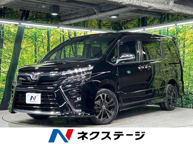 TOYOTA / VOXY 4WD