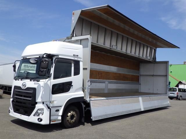 NISSAN DIESEL / Quon