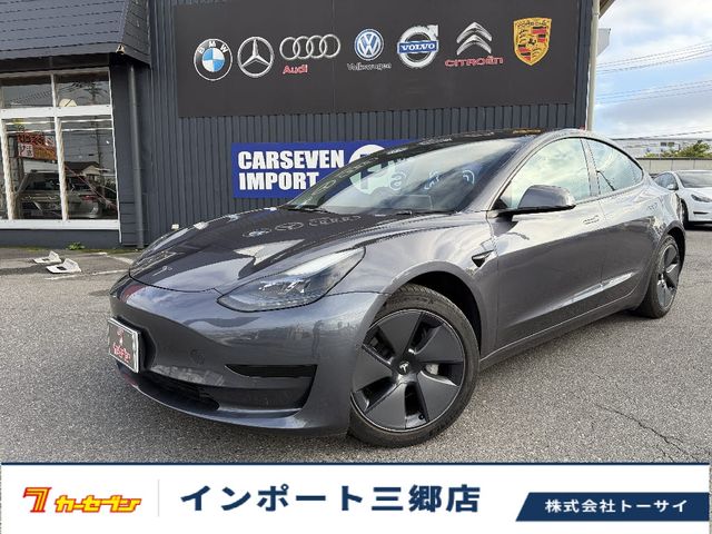 TESLA / TESLA MODEL 3
