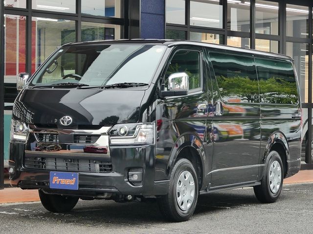 TOYOTA / HIACE van 4WD
