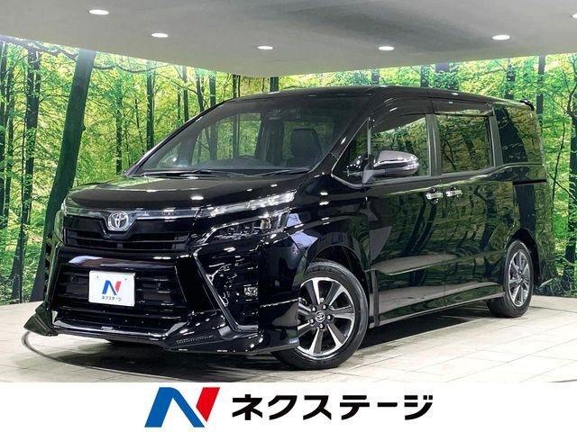 TOYOTA / VOXY