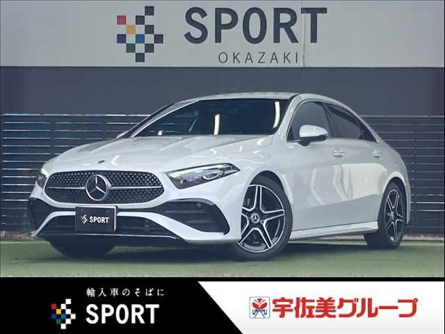MERCEDES BENZ / MERCEDES BENZ A class sedan