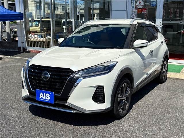 NISSAN / KICKS