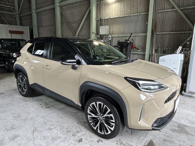 TOYOTA / YARIS CROSS