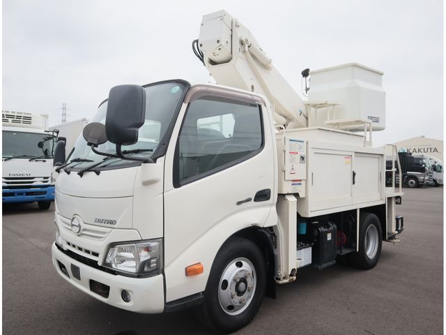 Japanese used car Ref# 1696772 HINO / DUTRO