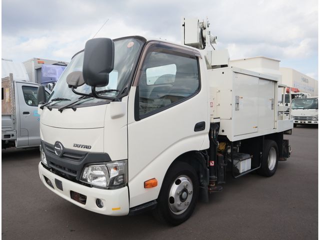 Japanese used car Ref# 1696807 HINO / DUTRO