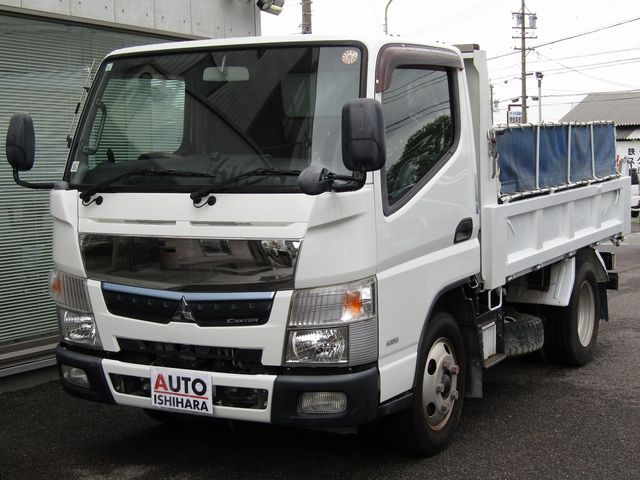 Japanese used car Ref# 1696828 MITSUBISHI / CANTER