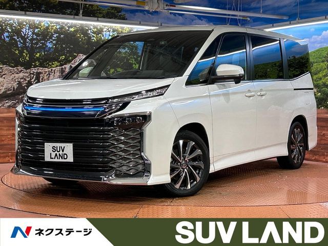 TOYOTA / VOXY HYBRID