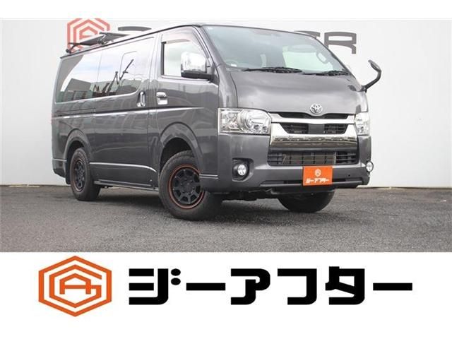 TOYOTA / ハイエース