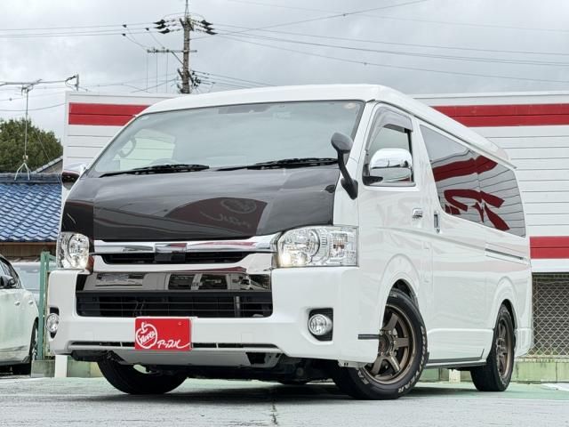TOYOTA / HIACE van 4WD