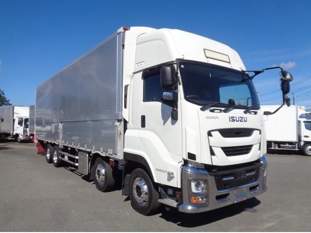 ISUZU / GIGA