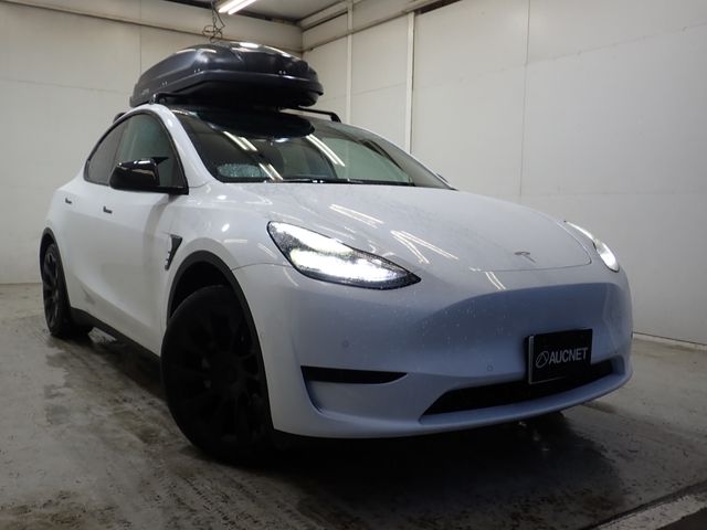 TESLA / TESLA MODEL Y