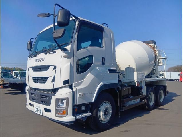 ISUZU / GIGA