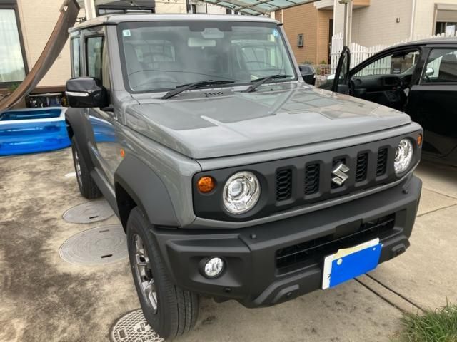 SUZUKI / JIMNY SIERRA