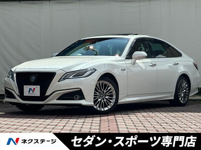 TOYOTA / CROWN sedan hybrid