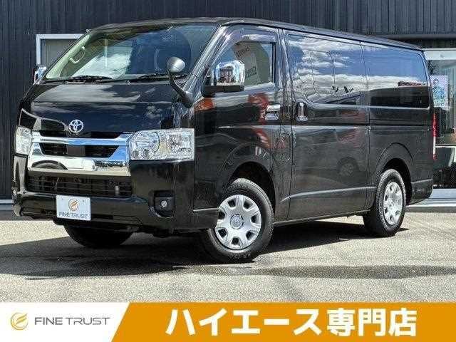 TOYOTA / HIACE van 4WD