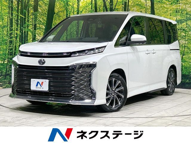 TOYOTA / VOXY