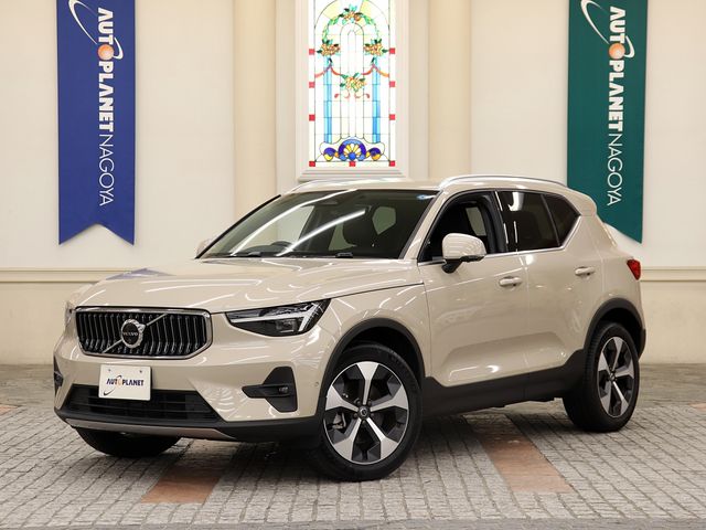 VOLVO / VOLVO XC40